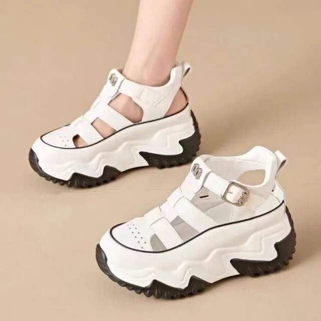 真软皮凉鞋女2025新款夏透气洞洞罗马鞋厚底内增高运动镂空小白鞋