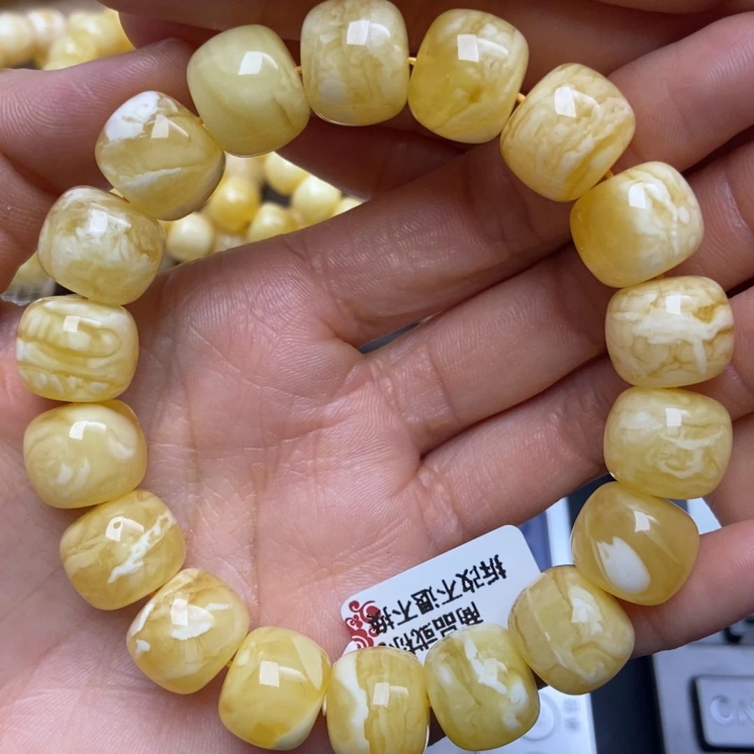 蜜蜡未镶嵌珠宝奇石