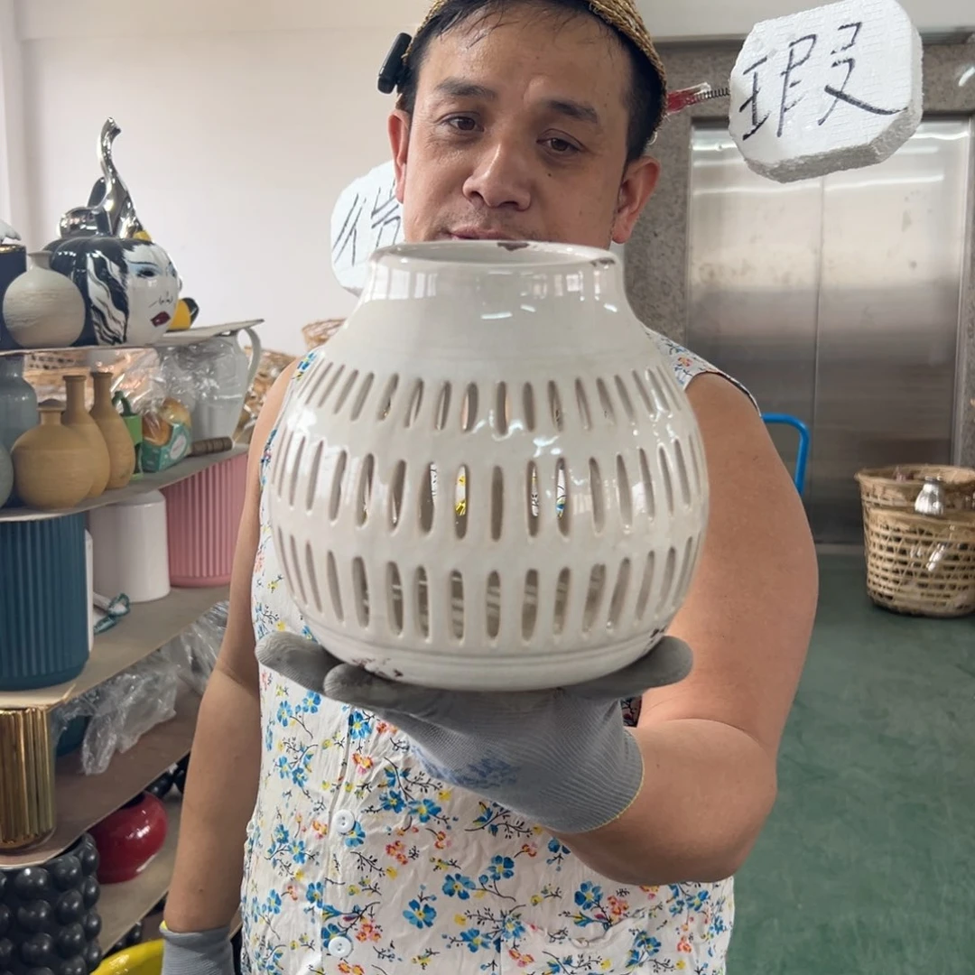 摆件34 号高中低温陶瓷工艺瓶（部分微瑕）
