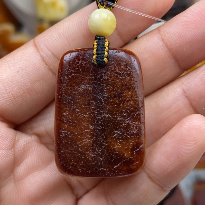 【闪购商品】琥珀颈饰未镶嵌