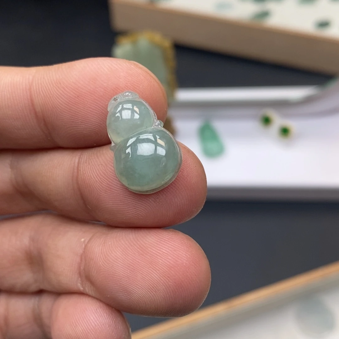 翡翠未镶嵌手链天然a货翡翠17