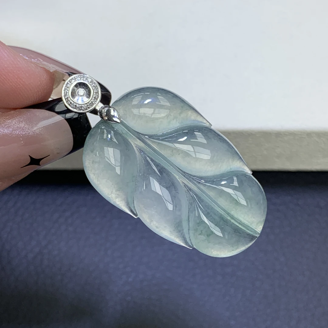 新品推荐·18k金冰晴叶子翡翠玉石缅A吊坠气质冰透