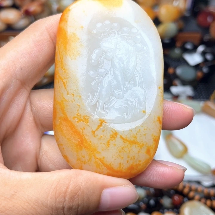 江***子和田玉未镶嵌手链