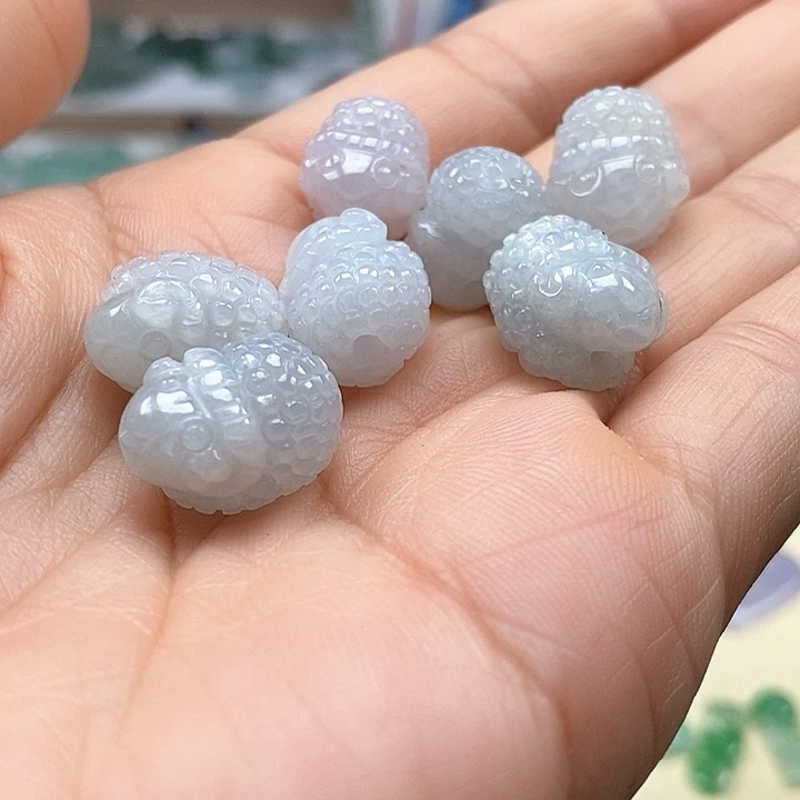 翡翠未镶嵌吊坠(不含链)一个50