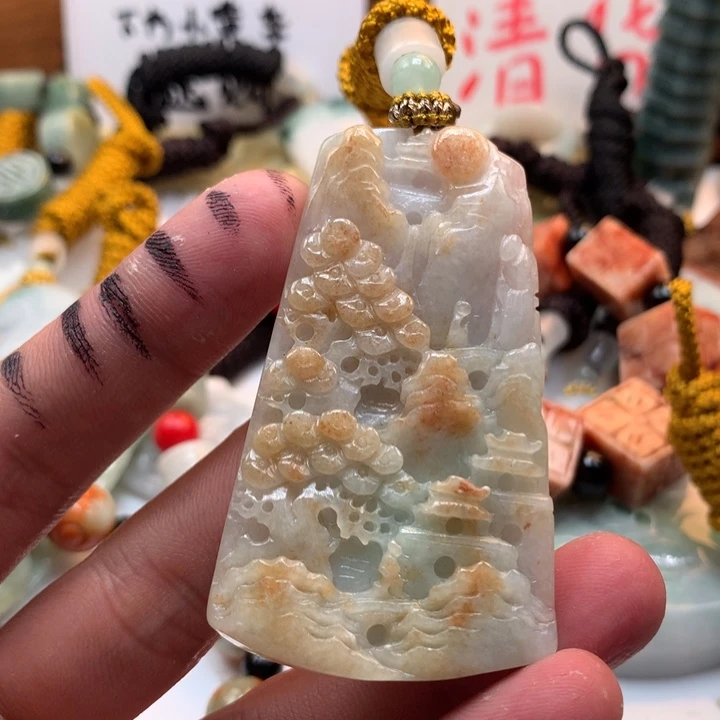 翡翠未镶嵌颈饰保真天然a货翡翠