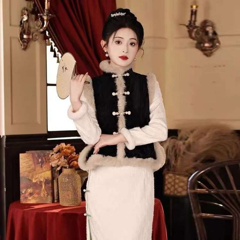 旗袍新款复古唐装中式国风黑色加绒加厚马甲无袖毛毛坎肩外套秋冬