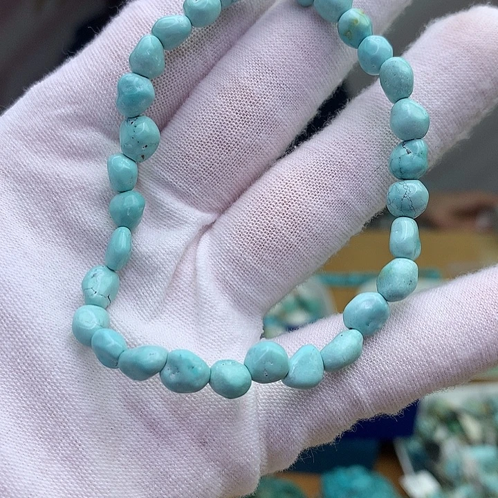 未镶嵌绿松石原矿