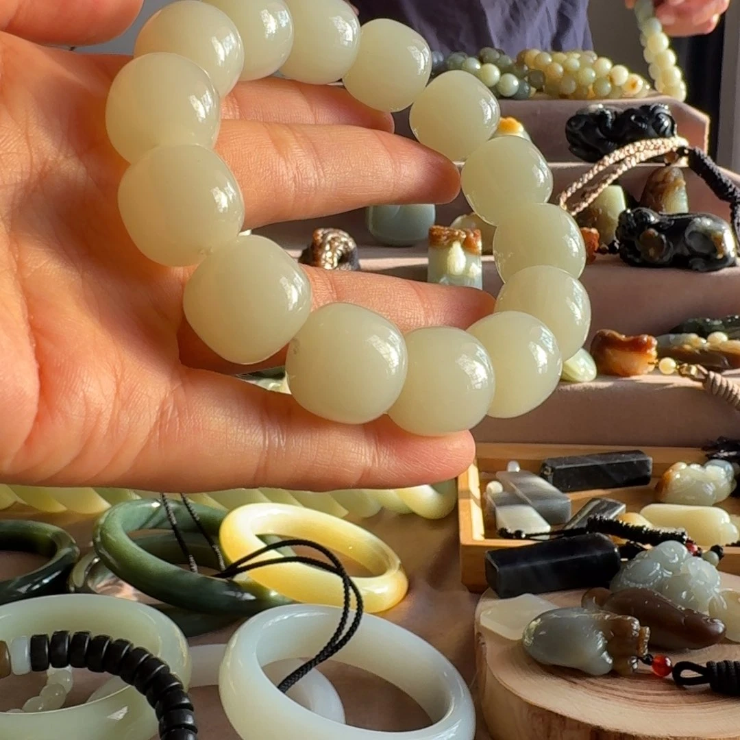 手链未镶嵌和田玉（糖玉）