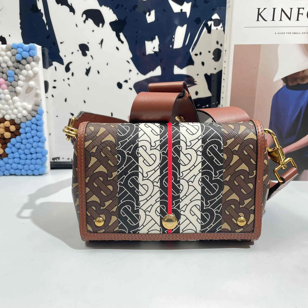 95新  小野专属/95新/博柏利/单肩包/DJ8081