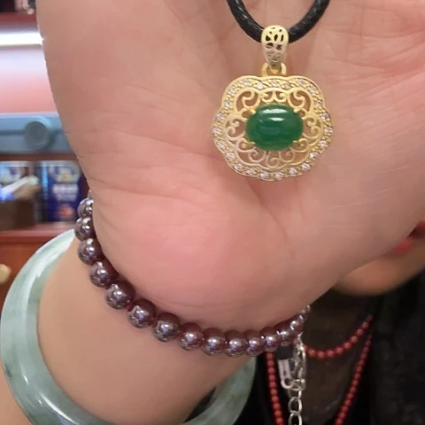 玛瑙/玉髓颈饰合金