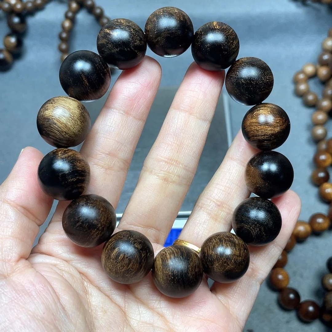 沉香手串白棋瘤疤1.6