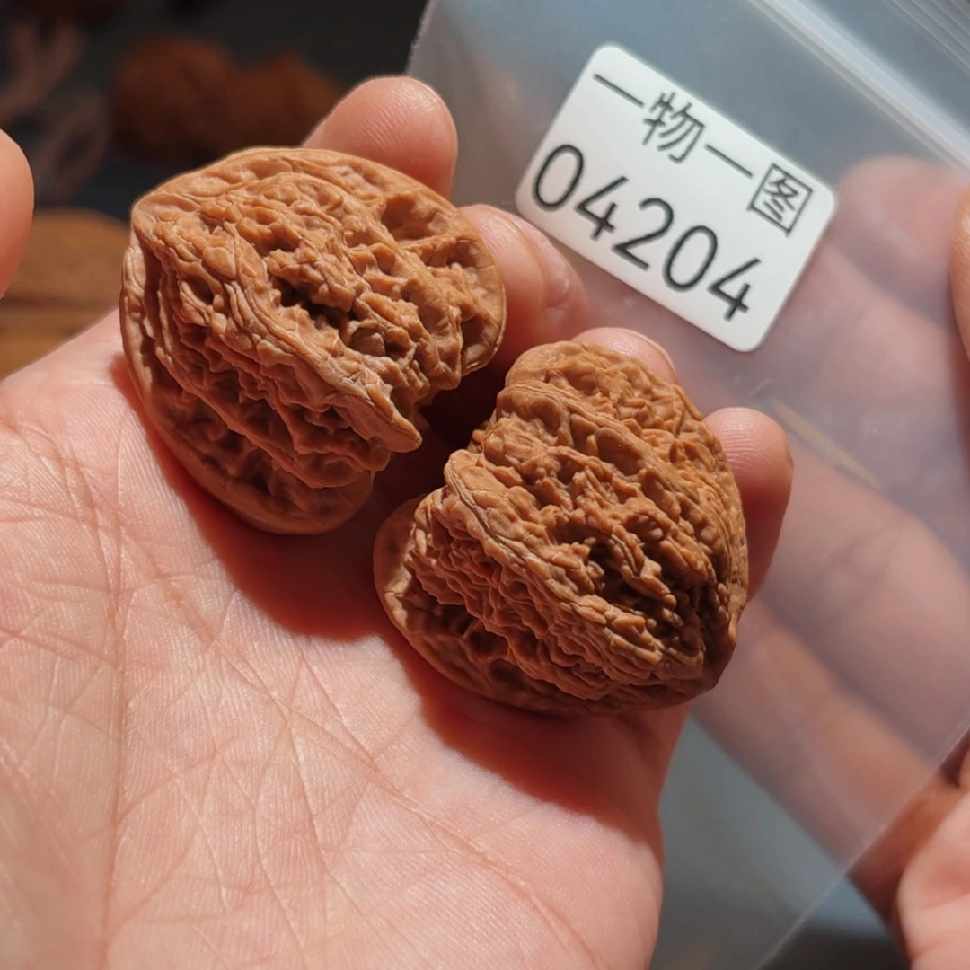 把件文玩核桃三角秘闻