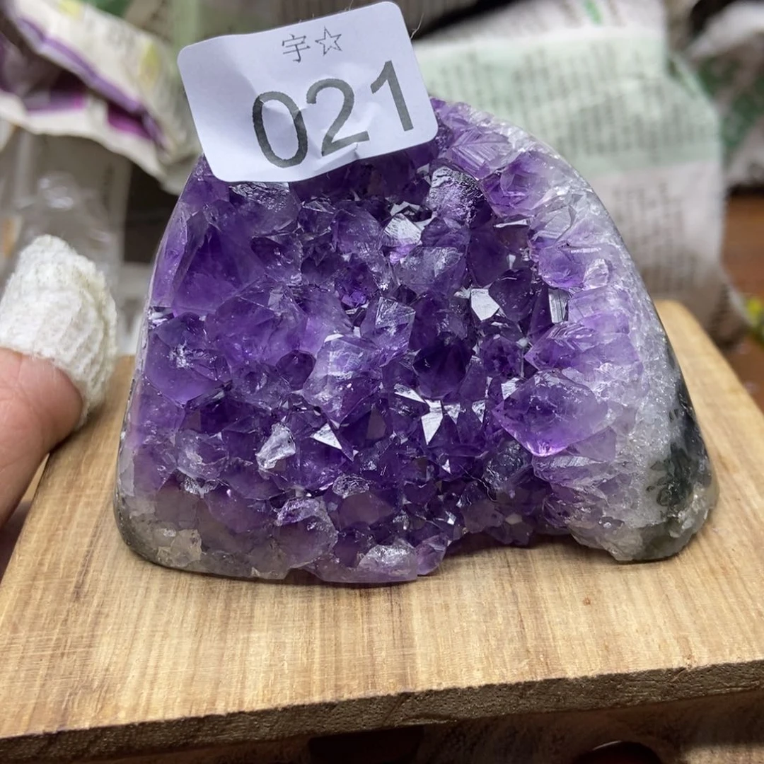 紫晶天然水晶摆件未镶嵌