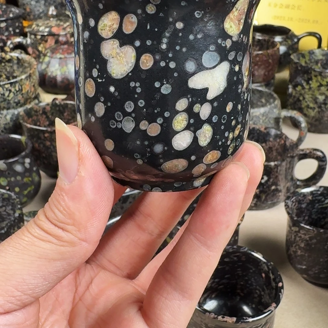 天***哥梅花玉精品茶周边