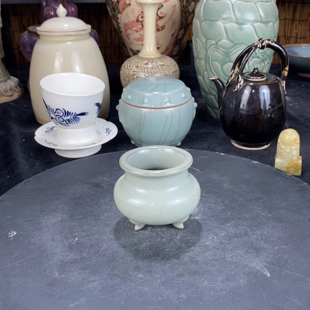 瓷器官窑瓷器瓷器