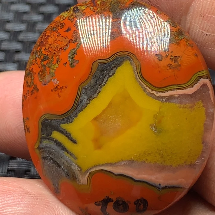 玛瑙/玉髓吊坠未镶嵌维*