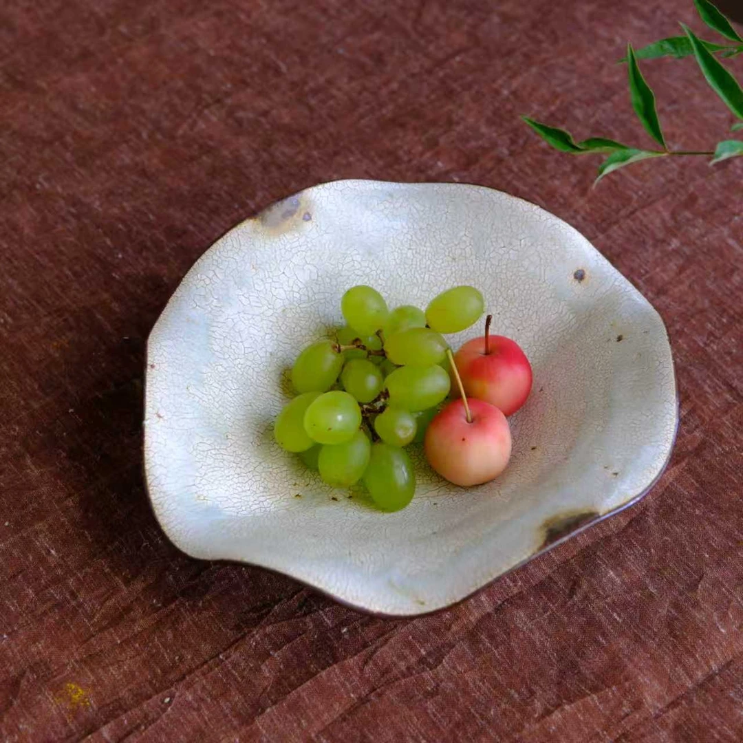 小喜宅 落苏大荷叶盘（尺寸约17x19cm）