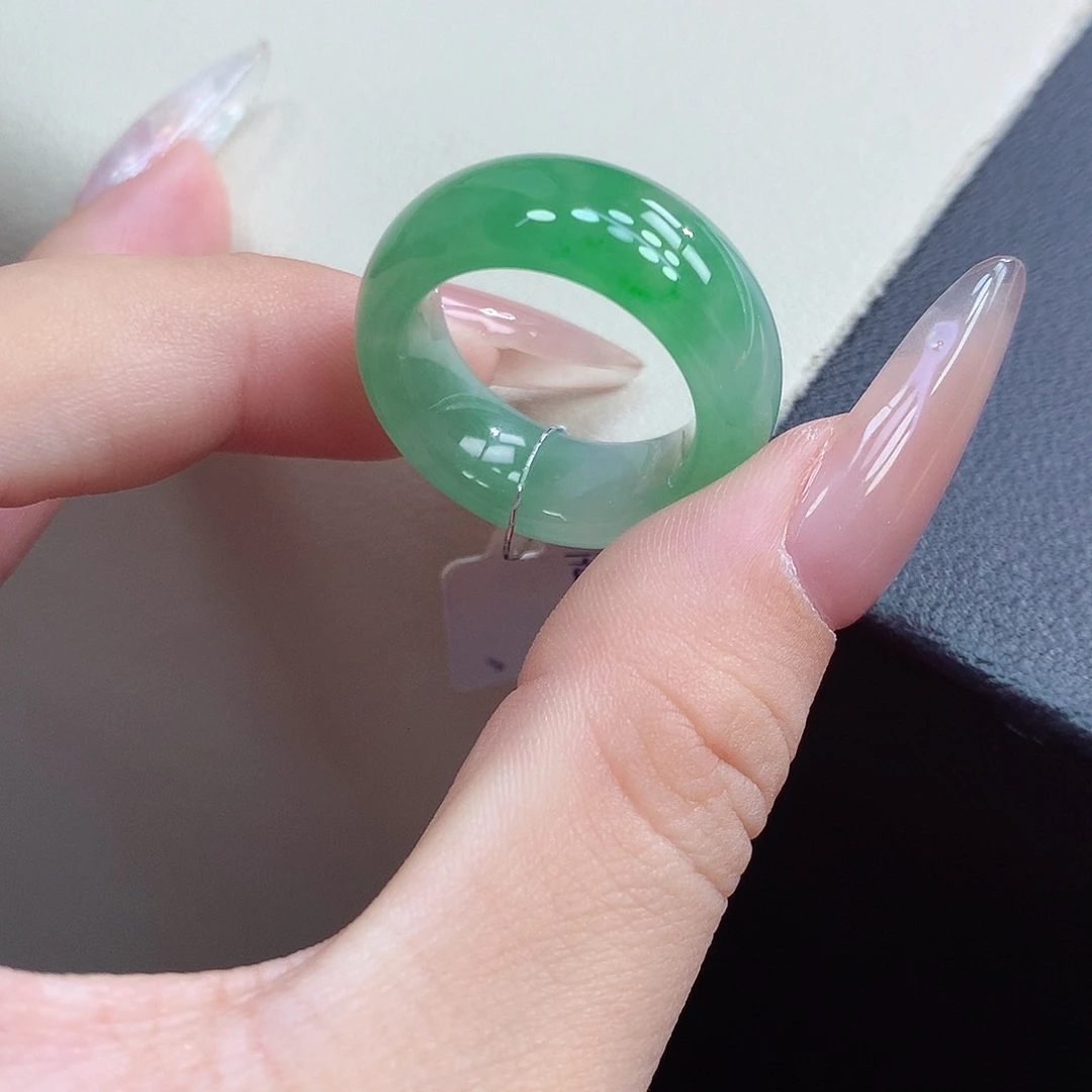 翡翠未镶嵌戒圈16-17号