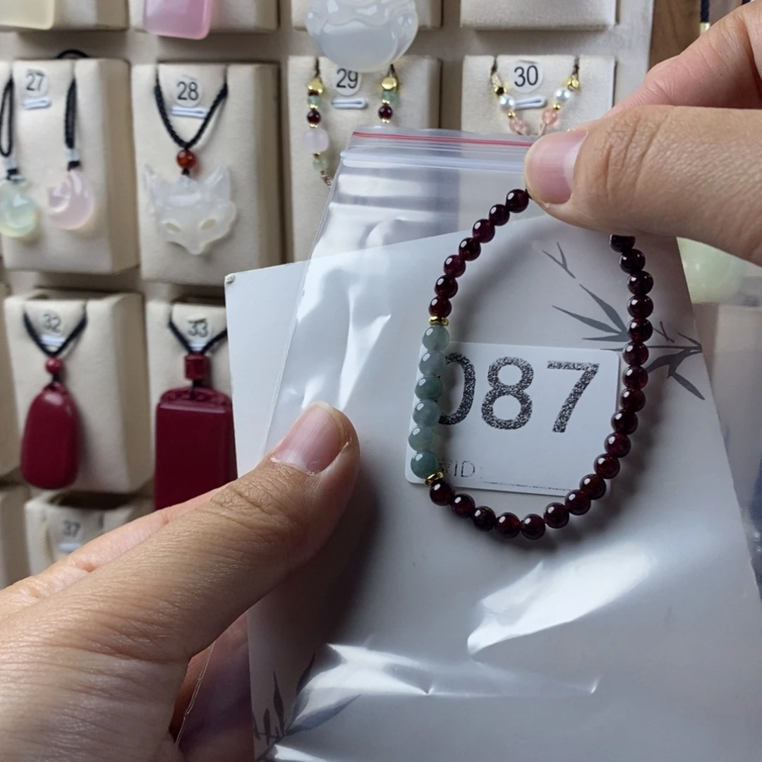 玛瑙/玉髓合金颈饰