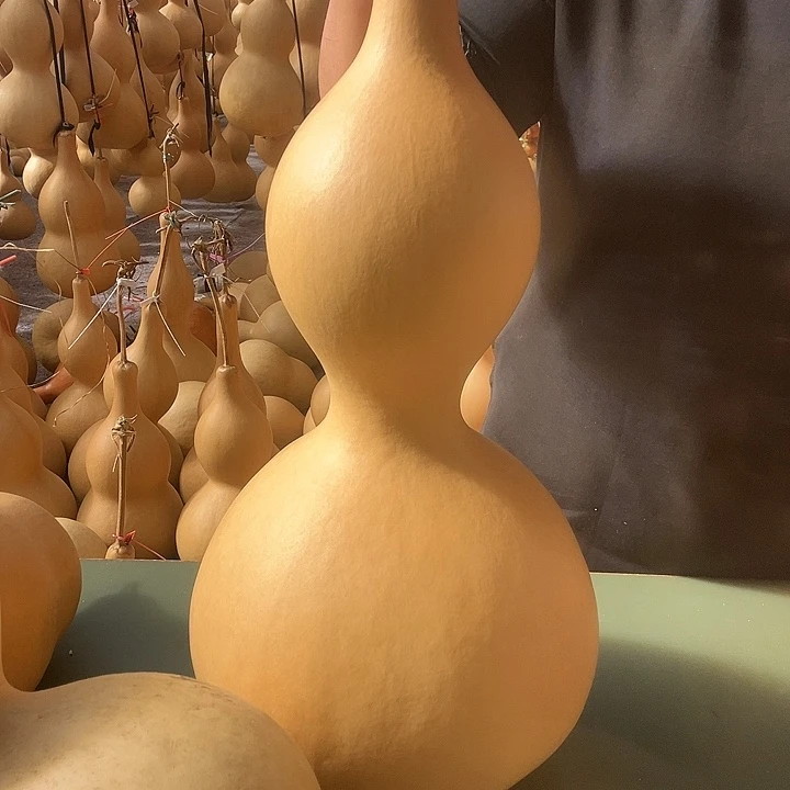 t***y有机玻璃经哦大葫芦