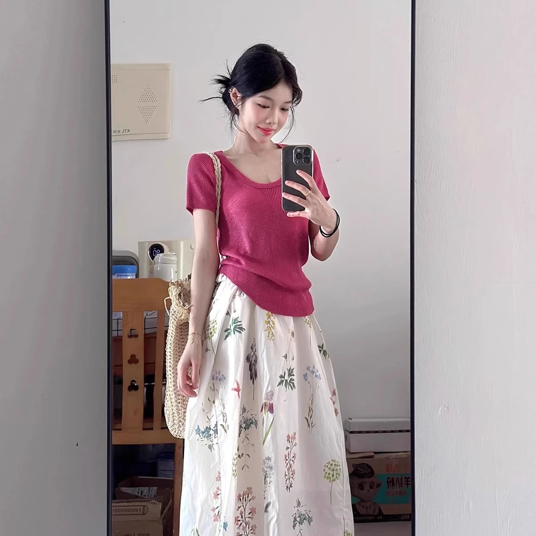 多巴胺树莓色U领冰丝针织短袖T恤女夏季独特漂亮修身显瘦正肩上衣