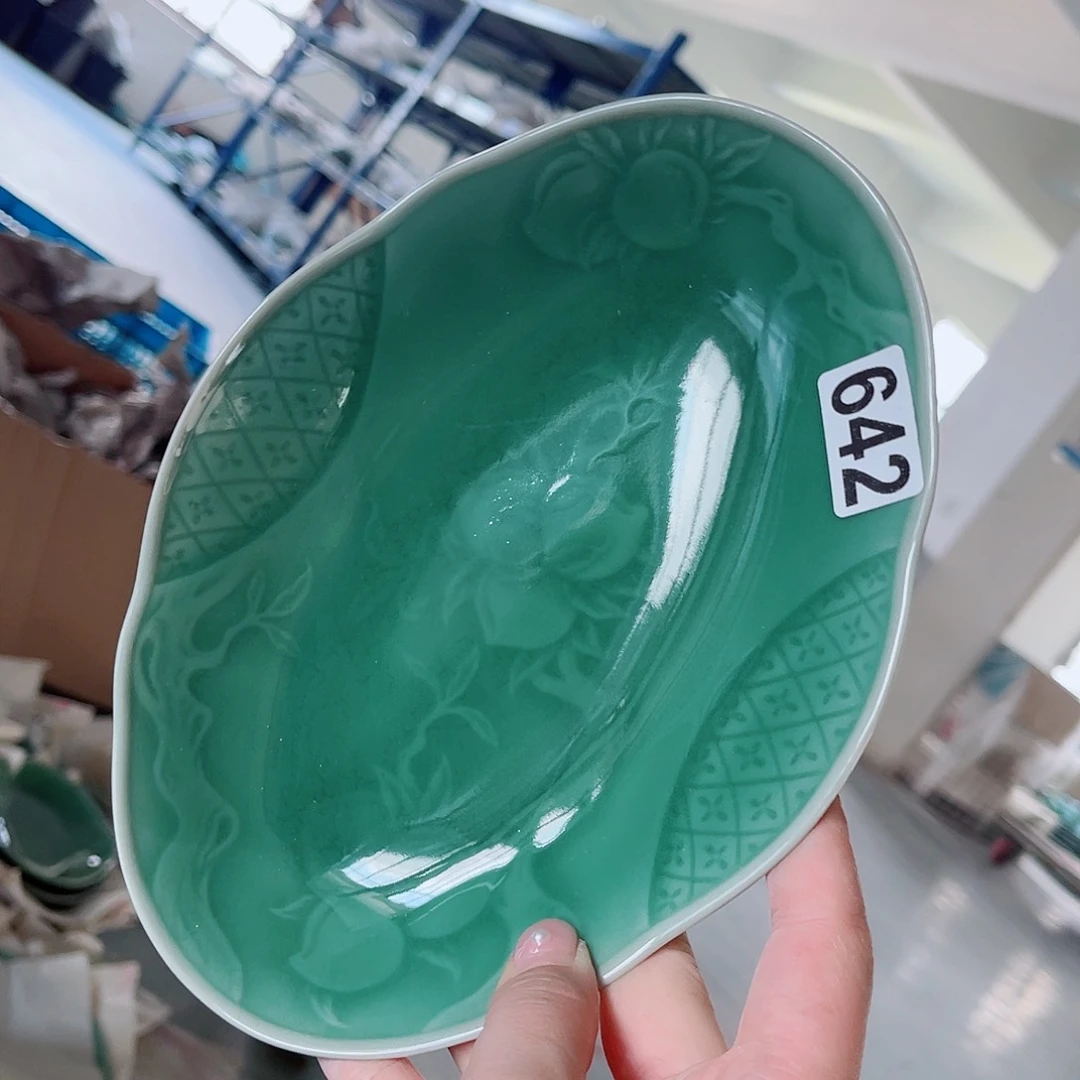 青瓷哈哈哈哈哈哈哈哈哈哈
