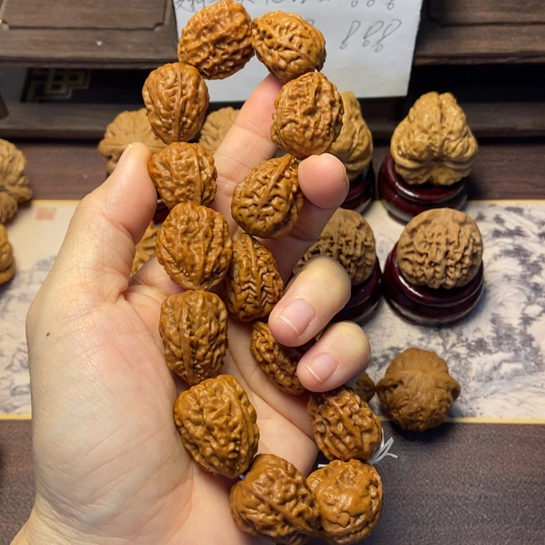 文玩核桃把件全品野生手持22