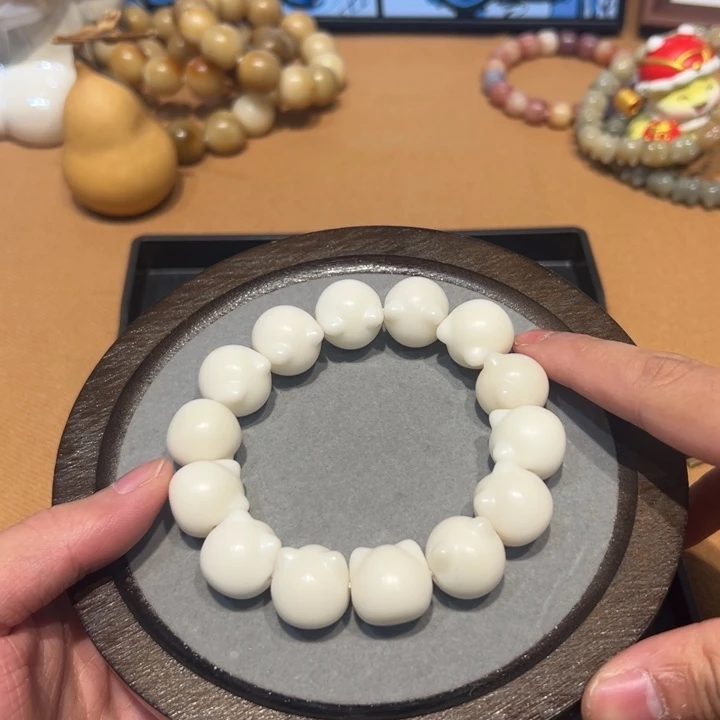 吊坠菩提根/象牙果