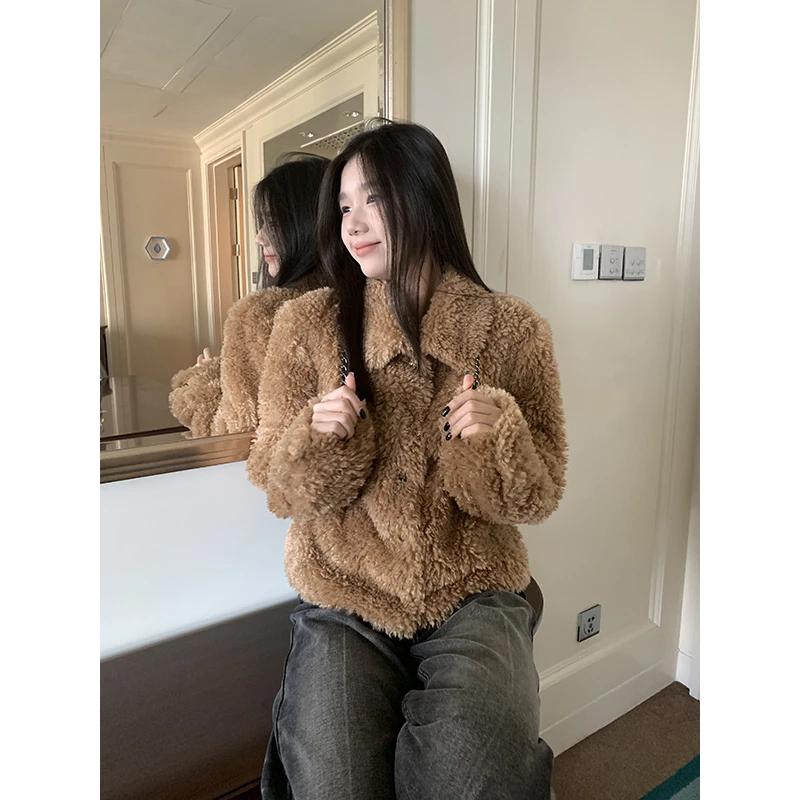 王少女的店【现现】浅棕色宽松翻领毛绒外套加厚慵懒上衣W27280S44