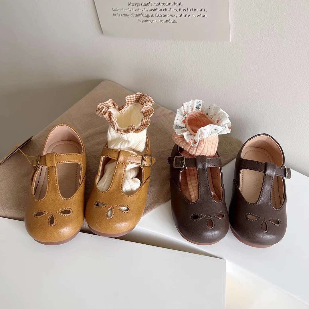 k22056韩国女童春秋新款缕空复古圆头洋气软底公主鞋防滑单鞋潮