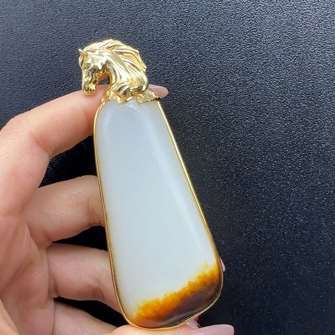 和田玉未镶嵌挂件