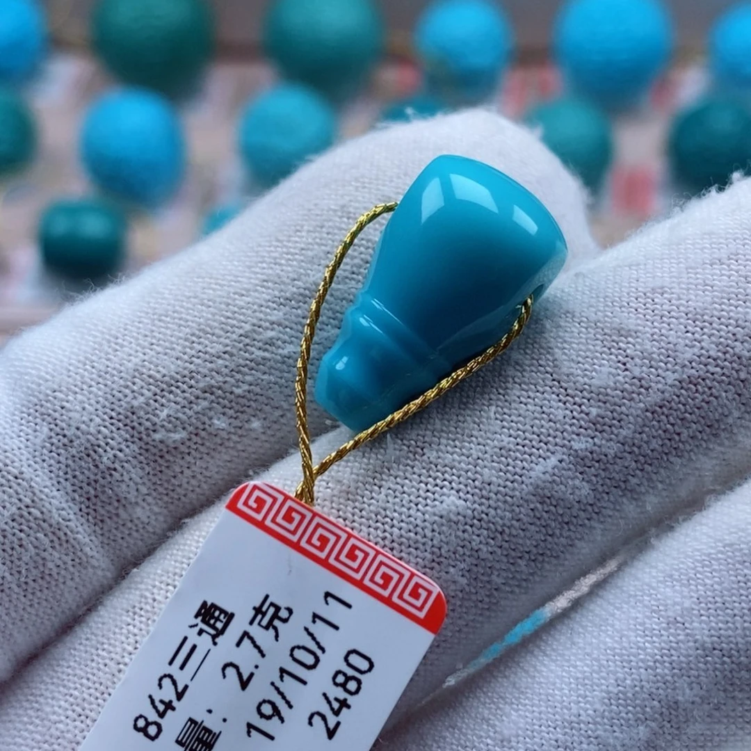 未镶嵌绿松石珠宝奇石