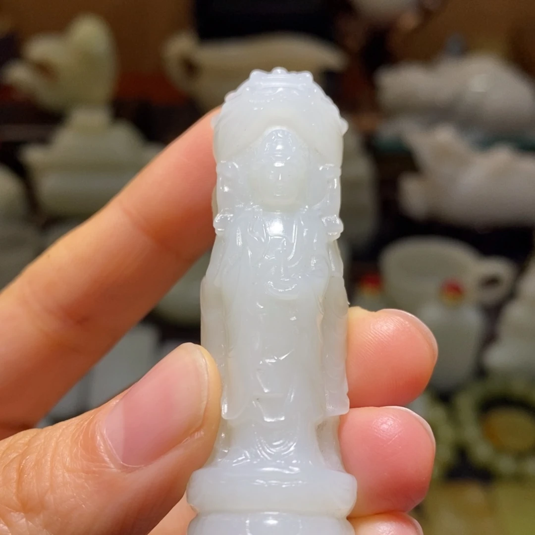 和田玉挂件未镶嵌最****熊