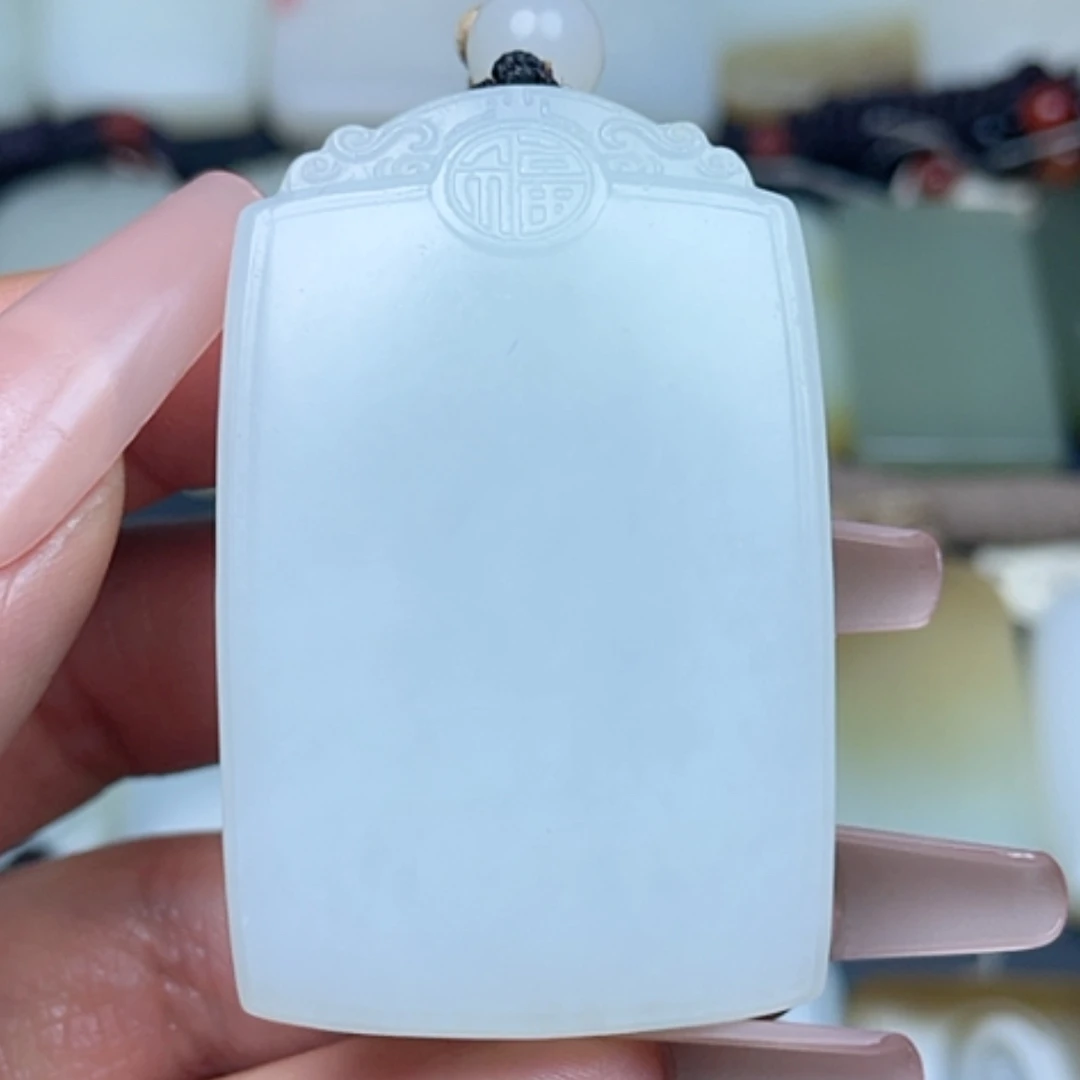 【闪购商品】颈饰未镶嵌和田玉