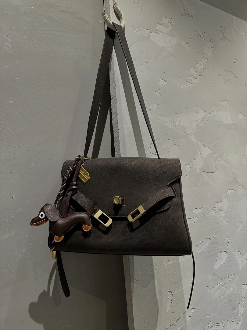 2025年流行女包复古擦色真皮气质手提单肩斜挎女士凯莉包秋冬包包