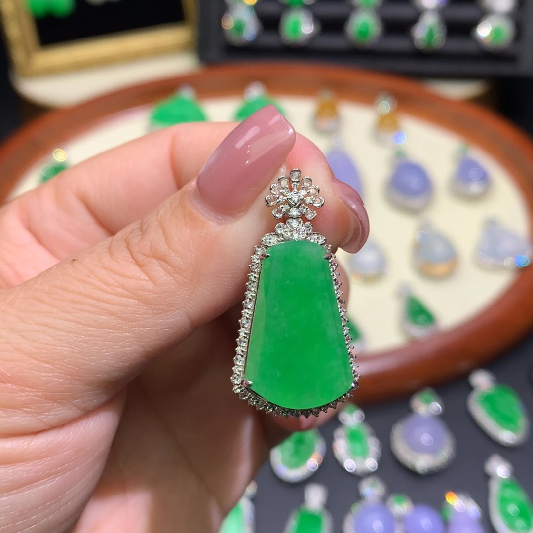 翡翠18K金镶嵌吊坠(不含链)