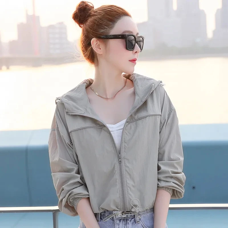短款防晒衣女夏季薄款短外套2025新款户外透气百搭宽松女款防晒服