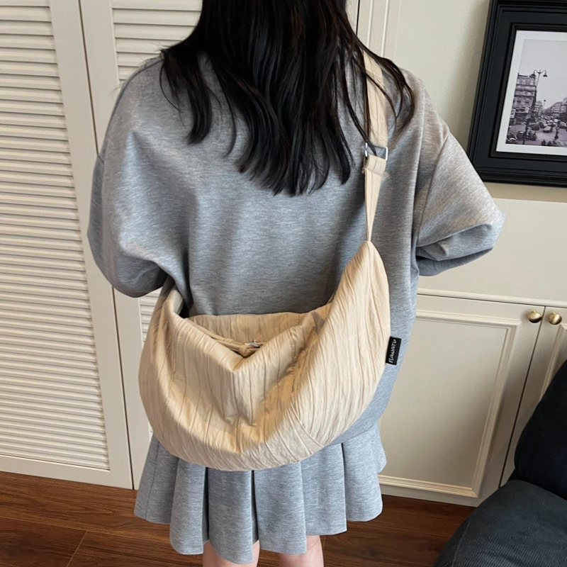 小米优品2025新款慵懒风斜挎包包女大容量托特包饺子包文艺睿营单