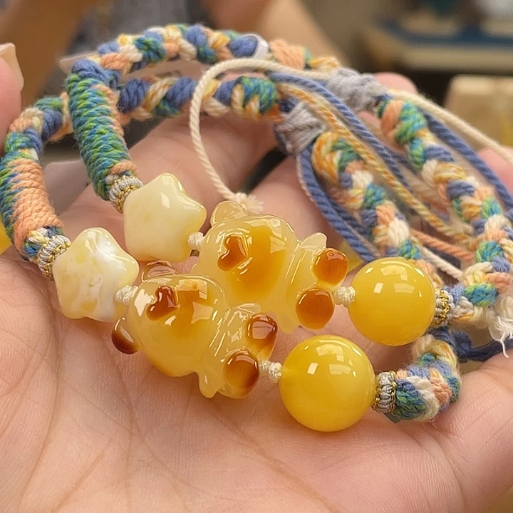 琥珀未镶嵌珠宝奇石多样性发其一h