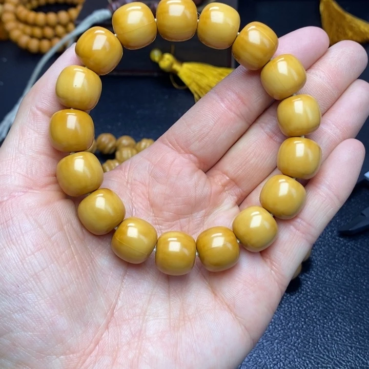 猴头核桃手串猴头