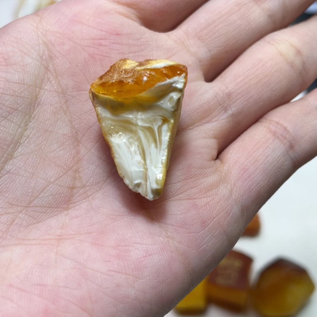 定制琥珀天然原矿
