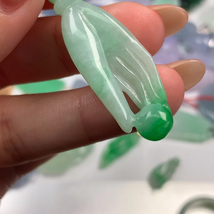 可***心颈饰未镶嵌翡翠翡翠