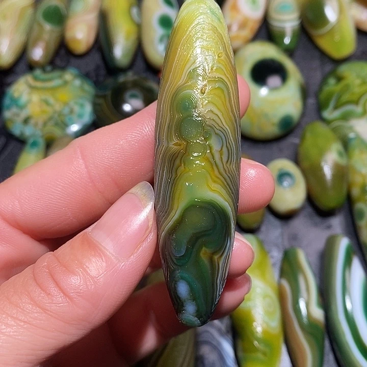 玛瑙/玉髓合金颈饰