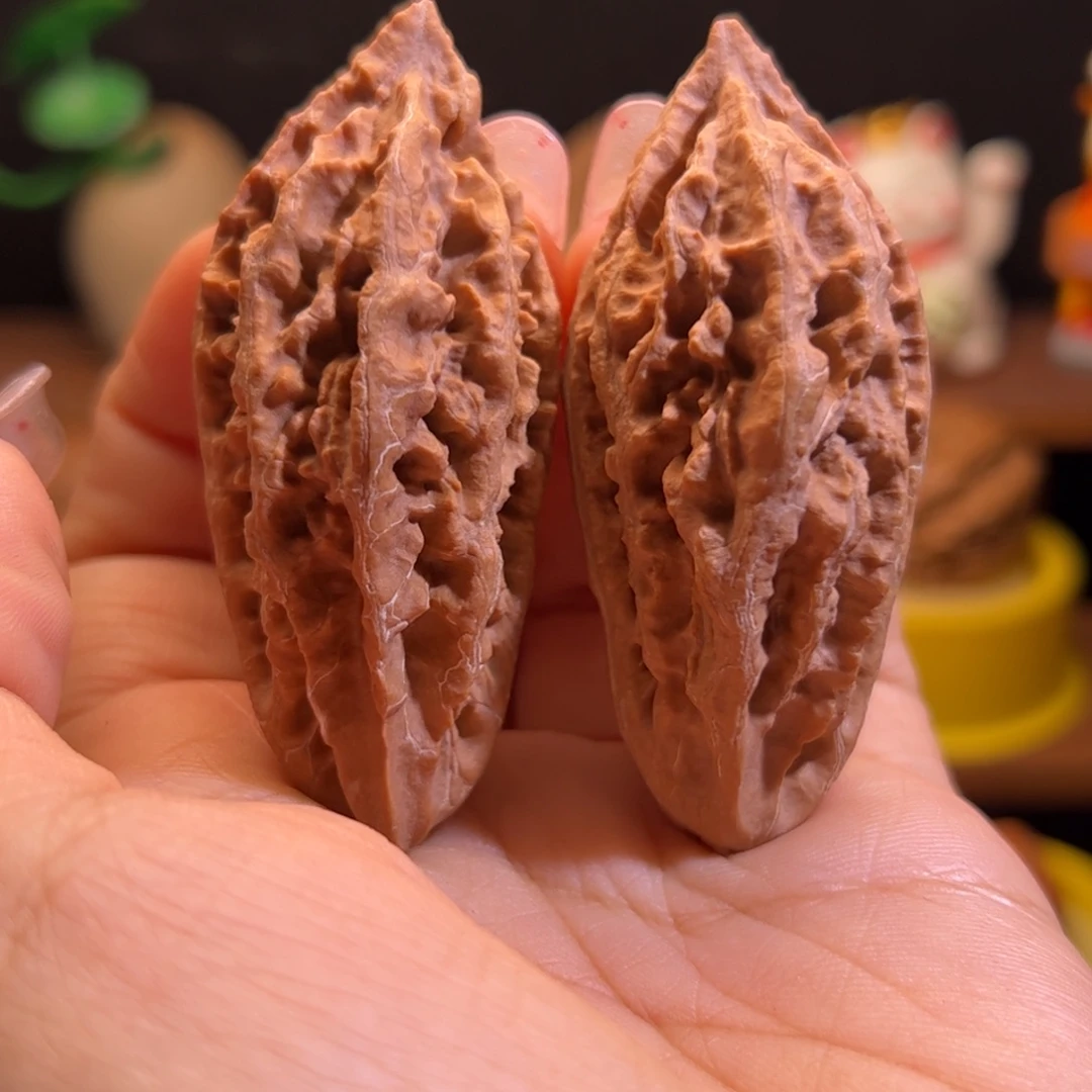 文玩核桃吊坠核桃29磕碰