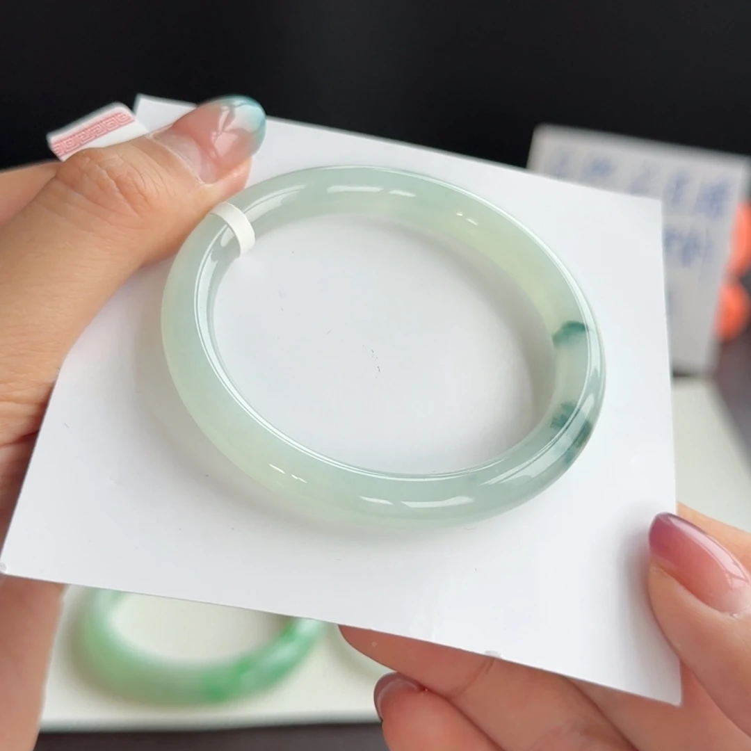 翡翠未镶嵌手镯9号 51