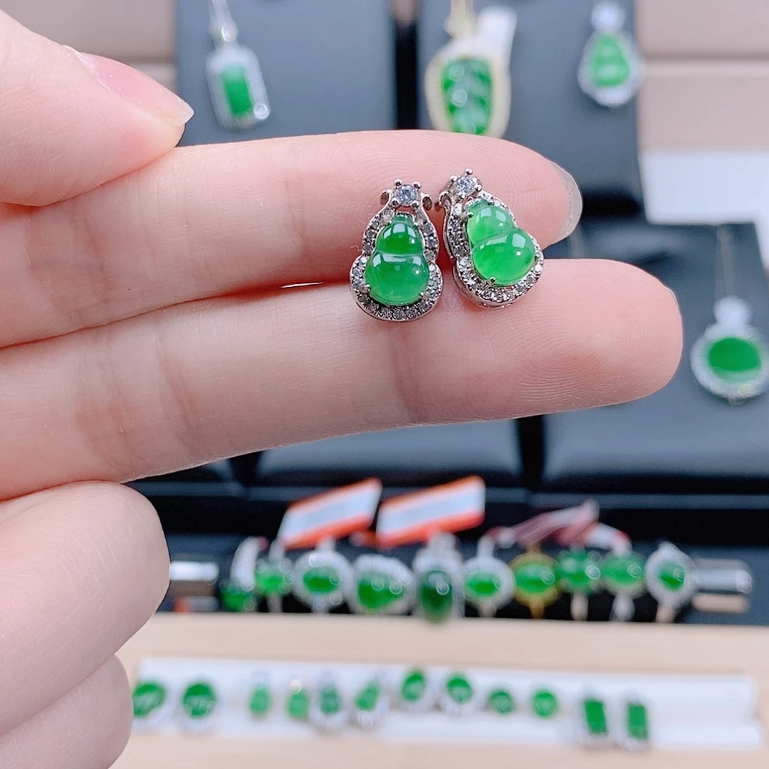 翡翠银S925镶嵌耳饰天然翡翠