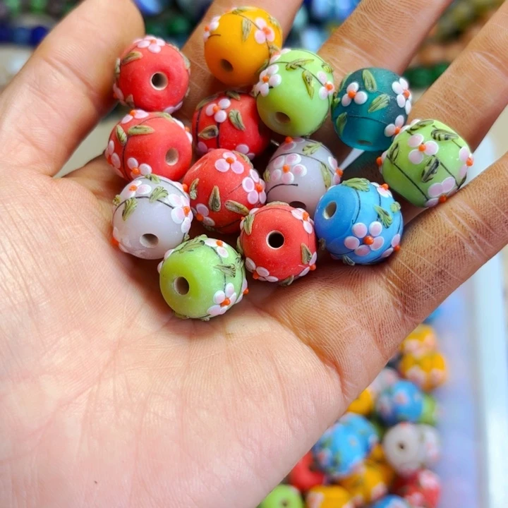 玻璃颈饰琉璃多种颜色喜欢喊主播选单价随机发