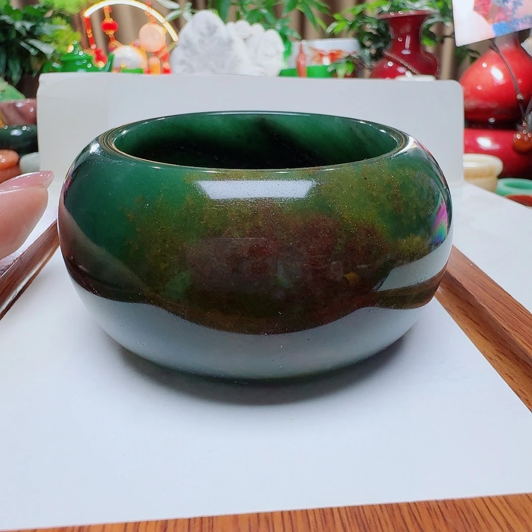 上***水未镶嵌手镯石英质玉