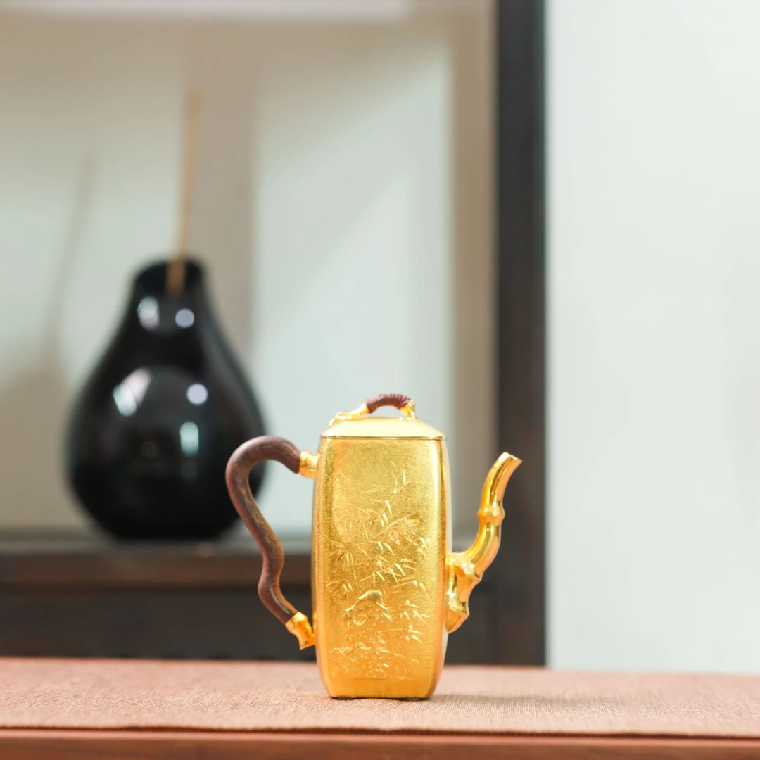 【达观紫器】银歌工坊 竹报平安手工贴金泡茶壶 XJH307