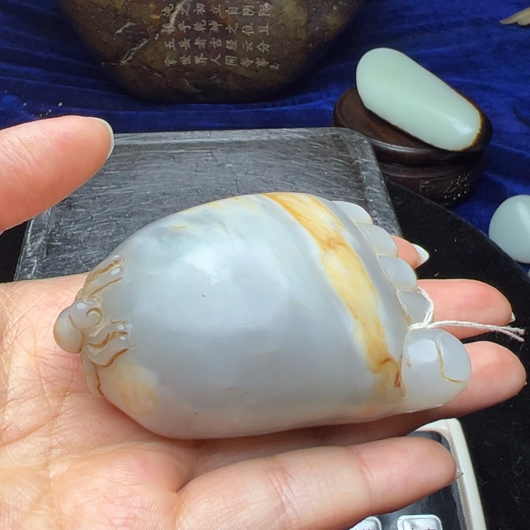 和田玉未镶嵌挂件